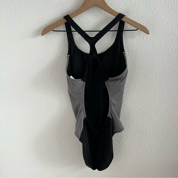 Nike Swim Womens Medium Laser Crossback Logo On Medium - Picture 3 of 9